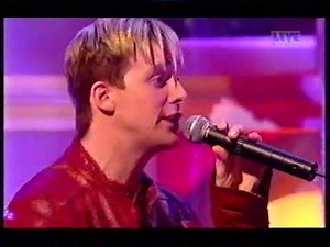 Ian 'H' Watkins & Claire Richards (Steps) - I Wanna Be The Only One - Live & Kicking