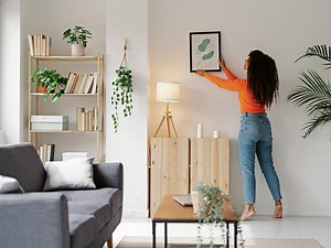 How To Prep A Room For Painting And Hanging Pictures With  - Bunnings Australia