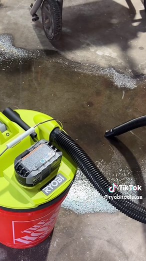 Get a Free Battery with RYOBI Wet/Dry Vacuum Purchase