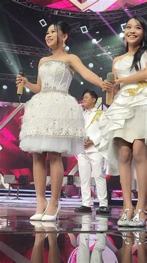 Dede Aping and Syaqirah II D'academy 7 First Grand Final Moment #live