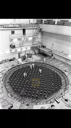 Chernobyl Disaster Explained The Shocking Truth Behind the 1986 Nuclear Meltdown #reels #reelsfb #reelsvideo #trendingvideo #viralnow #chernobyl | Golden Glimmers of History