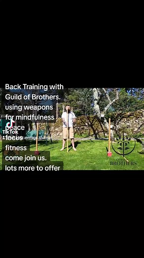 Start of the mackay training using Mace's and bo staffs for training and mindfulness to find peace and unleash that warrior within. I'm rusty myself but gives me focus retraining. #brotherhood #mace #bostaff #peace #man #men #come join us #coaching | Chris Hargreaves
