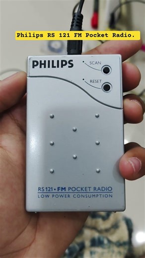 Philips RS 121 FM Pocket Radio For sale 90233 21435