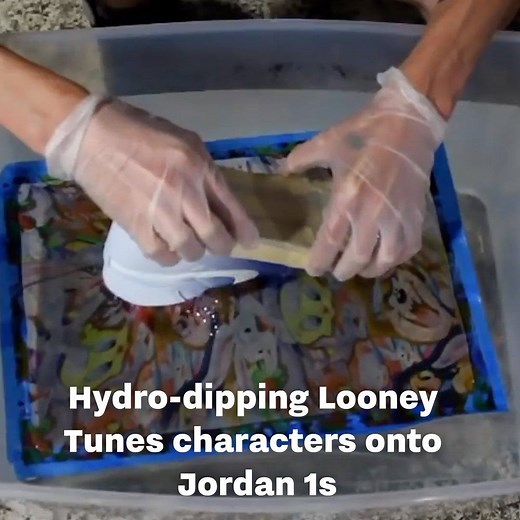 This guy hydro dipped his Jordan 1s with Looney Tunes characters - they look so cool! 🎨👟 | UNILAD