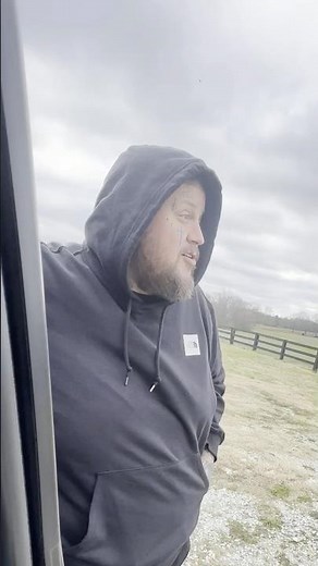 Jelly Roll & Bunnie XO's New Farm!