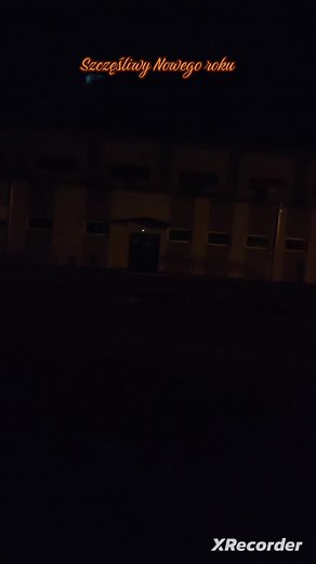 Sylwester, fajerwerki i petardy. Szczęśliwego Nowego Roku 2023 #dc #2023