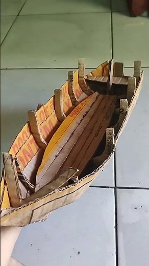 Aprenda a fazer um barco de papelão (INCRÍVEL)