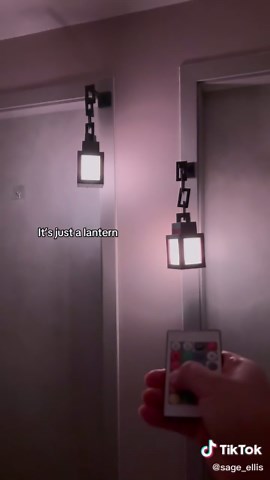 Beautiful Lanterns in Minecraft: A Nostalgic Halloween