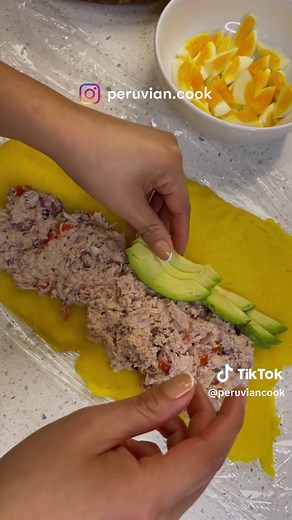 Deliciously layered and vibrantly colored, this Peruvian Causa recipe is a culinary masterpiece. As a symbol of culinary pride, Peruvian Causa exemplifies the vibrant gastronomic traditions that have captivated food enthusiasts around the world! 🥔𝙸𝚗𝚐𝚛𝚎𝚍𝚒𝚎𝚗𝚝𝚜 𝔽𝕠𝕣 𝕥𝕙𝕖 𝔻𝕠𝕦𝕘𝕙 -6 big golden Yukon potatoes, if you have Peruvian Yellow potatoes would be IDEAL (about 2 pounds) -3tbsp ají amarillo paste -1 tbsp lime juice -2 tablespoons neutral oil (Avocado, canola, vegetable oil)