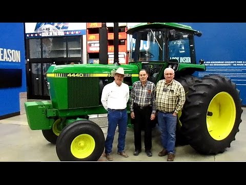 Story of 1982 John Deere 4440 with 47 Hours Sold on Illinois Farm Auction 3/6/09