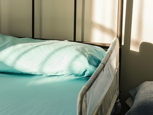 Best Bed Rails for Seniors Guide Strong, Secure & Affordable