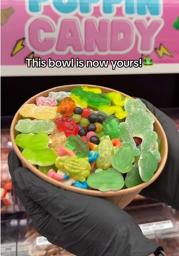 Replying to @scenic_bluprint Frog Bowl🐸 #frog #candy #candybowl #poppincandy
