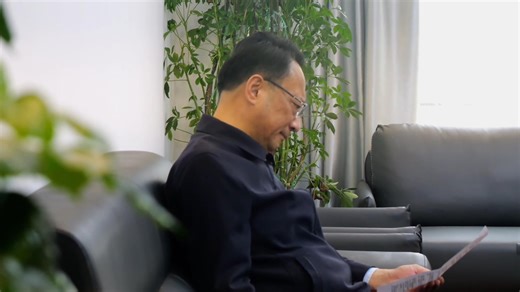 3K views · 105 reactions | In China's Xizang, the ancient Tibetan script, which dates back over 1,300 years, is now seamlessly integrated into modern digital life. This achievement is built on a research team's decades-long efforts. | China Xinhua News | Facebook