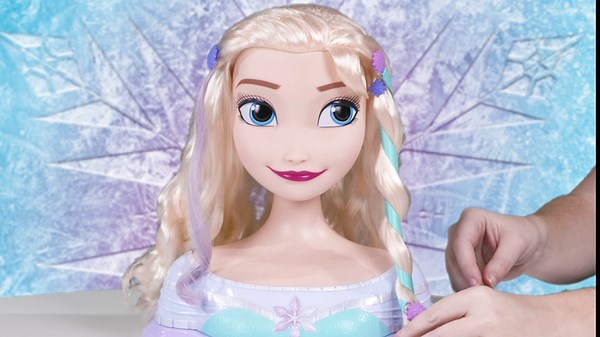 Disney Frozen Elsa Deluxe Styling Head, Kids Toys for Ages 3 Up by Just Play
