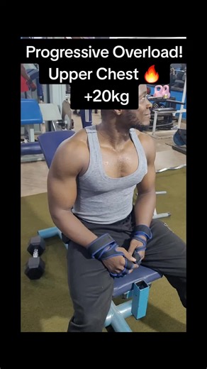 Build Upper Chest: Incline Bench Progression Tutorial! 🔥💪. Master incline bench press to explode your upper chest start with lighter warm-ups, progressively overload to your max weight like shown (your 2-3 year lifting shines here). Key form: 30-45° angle, feet planted, bar to upper chest, elbows at 45°, squeeze at top for max hypertrophy. Safer than flat for shoulders, hits upper pecs hard. Duet your progression, drop 🔥 if you're trying this, tag gym buddy! Save & follow for more form fixes.