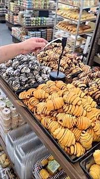 How Bakeries Keep Flies Away with Reflective Fan Blades