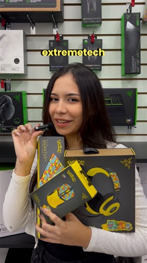 El setup soñado de todo fan de Pokémon ⚡💛 Headset, mouse y mousepad Razer edición Pokémon, perfectos para darle personalidad a tu escritorio y jugar con estilo 🤩 Ya los podés encontrar en ExtremeTech 😉 Haz tu pedido ☎ Central 4350-2222. 📲 WhatsApp: 4001-4991. Consigue nuestra NUEVA tarjeta Extreme Gold✨ del Banco LAFISE con financiamiento de 12 meses sin intereses👀 y muchos beneficios más. Solicita tu tarjeta ahora👇 🤩https://acortar.link/uD7NCd Métodos de pago en tiendas: 💳Tarjeta créd