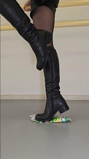 ASMR Boots vs Pringles | Ultimate Crushing #asmrcrushing #crushingcrunchy