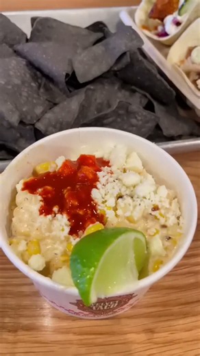 Where to Eat on Broadway: Assembly Food Hall Nashville #food #vlog #nashville