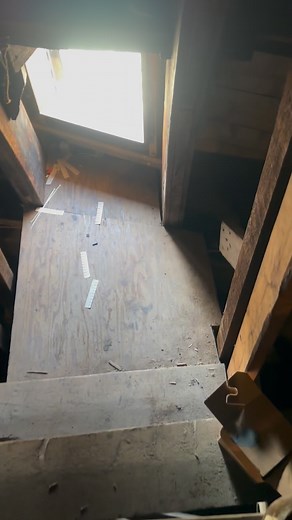 Revitalizing the iconic Dome of Quincy Market! 🏛️✨ A blend of history and craftsmanship going on today 🔒💪 . #quincymarket #massachussets #ma #repair #roofer #roof #roofingexperts #work #dome #saturday #view #boston #faneuilhall #tourist #nh #rhodeisland #maine #vt #memorialday🇺🇸 #weekend #leak | Sentry Roofing & Solar