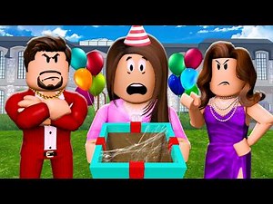 Her RICH FAMILY Gave Her NOTHING! (A Roblox Movie)