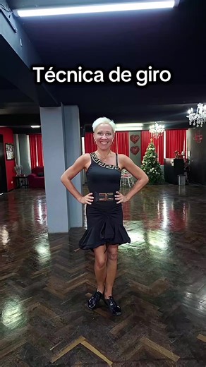 Técnica de giro en baile de salón: Claves para dominarlo