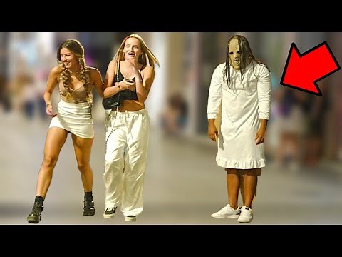 Scary Dead Girl Prank Scaring People in Madrid