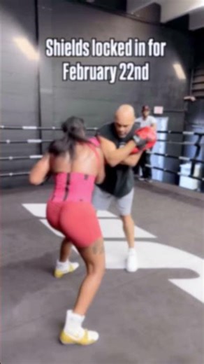 AMERICAN HISTORY! Claressa Shields Proves Why She’s the GREATEST Women’s Knockout Boxer Ever #boxing