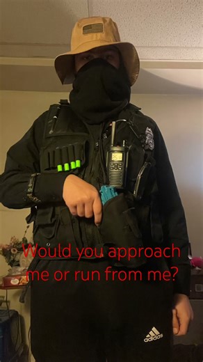 Would ya run or approach me?