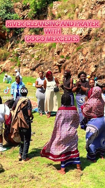 RIVER CLEANSING AND PRAYER every Saturday in Johannesburg 071 🤍 200🤍 1415 #gogomerc #cleansings #sangoma #prophet #healer