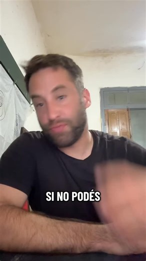 Diego | Coach emocional 💔 on Instagram: "¿Por qué te cuesta tanto dejar de pensar en alguien que ya no está? No es obsesión. No es debilidad. Es una historia inconclusa en tu sistema nervioso. En este video te explico 3 herramientas mentales para cerrar un vínculo desde adentro. Sin frases vacías. Sin espiritualidad superficial. Pura neurociencia aplicada al corazón. Si este video te ayudó, compartilo. Alguien que conocés lo puede necesitar mucho. #AmorNoCorrespondido #SaludMental #Herramientas