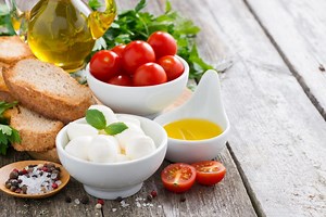 Mediterranean Diet 30-Day Meal Plan: The Beginner’s Guide With Clear-Cut Answers About This Diet Plan
