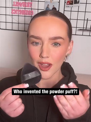 La historia del polvo en el maquillaje: El powder puff