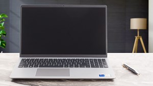 Dell Vostro 15 3530 review - this laptop needs better cooling ASAP