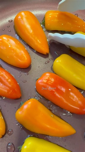 Yummy stuffed peppers #asmr #satisfying #food