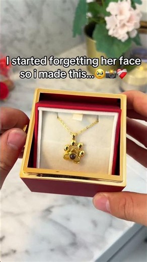 She Saw the Hidden Photo Inside This Bracelet… #CustomPhotoJewelry #ProjectionBracelet #Shorts