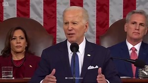 China vs. USA: Who Would Survive WW3?