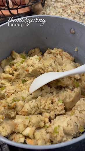 Delicious Thanksgiving Casseroles and Turkey Lineup