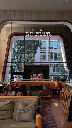 This might be my favorite space in Toronto 🤍 The Lobby Bar at Ace Hotel Toronto might be one of the coziest spots in the city with its concrete arches, warm wood details, and soft lighting, it's really giving mid modern century✨ Perfect for sipping coffee, an afternoon catch-up, or cocktails once the sun goes down🍸 Definitely one of those places where you can lose track of time 🥰 📍Ace Hotel Lobby Bar #torontolife #torontocafe #torontothingstodo #torontotiktok #torontobar