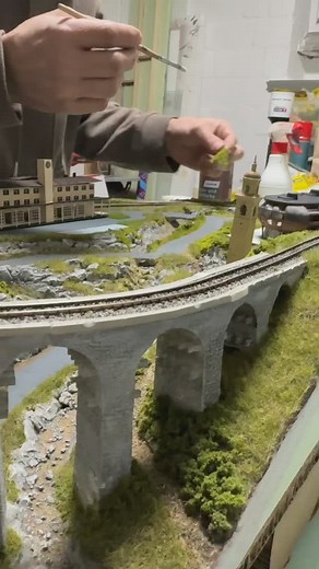 PMR - Pool Model Railroad | Diorama Spur Z Scale 1:220 Updates 👊🏼😃 Thanks @mobax_de @maerklin @viessmannmodel @schrumpfmich.de #diorama #spurz #modellbau... | Instagram