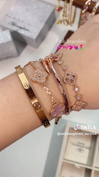 Stylish Stacking Bracelet Combinations for Fashion Lovers