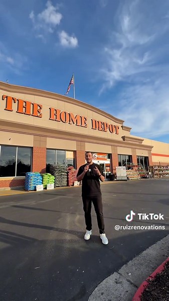 If you’re a contractor, builder or seasoned Pro and you’re not using Pro Xtra yet, this is your sign! Especially with Pro Xtra Week right around the corner #AD #FWC26xHomeDepot #HomeDepotproPartner @The Home Depot Soccer season is coming up and jobs start moving fast, so having the right perks makes a difference. With Pro Xtra at The Home Depot you get benefits like preferred pricing, jobsite delivery, dedicated account support, personalized offers, and tools to help plan projects right in the a