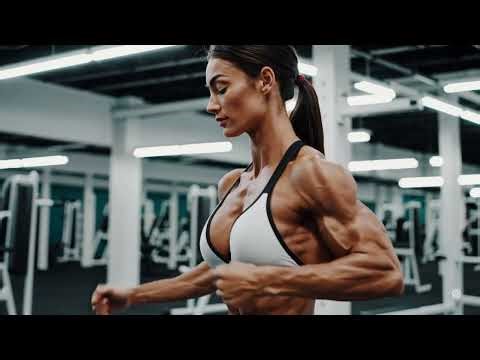 Muscular Women - Absolute Dedication: The Price of Greatness ⚖️