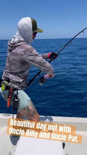 Topwater action with ‪@Vonka324‬ #fishing #ulua #kauailife #hawaiifishing #gtfishing #topwater