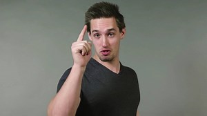 What's the difference between special effects and visual effects? What exactly ARE visual effects? (There are more than you think!) Clinton Jones breaks it down for you, nice and easy. http://j.mp/VFXCC101 | RocketJump