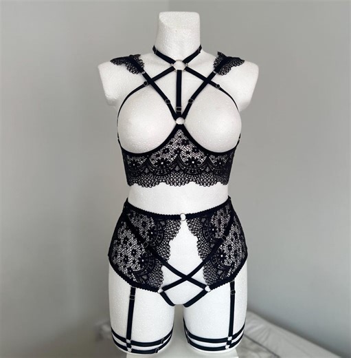 Cupless Lingerie Red Shelf Bra With Support Quarter Cup Bra - Lace Lingerie Handmade Lingerie Custom Size Different Colors - Etsy