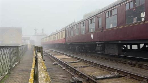 🚂 Trains Running Today! Our Diesel Service is running today to our Silver Timetable 👉 🍂 Come along and enjoy an autumnal ride through the Nene Valley — the perfect way to take in the colours of the season. ☕ Onboard our Buffet Car, treat yourself to a Hot Chocolate topped with cream and marshmallows, or visit the Wansford Refreshment Room and Overton Café for more tasty options. 🎟️ Plan your visit today at www.nvr.org.uk | Nene Valley Railway