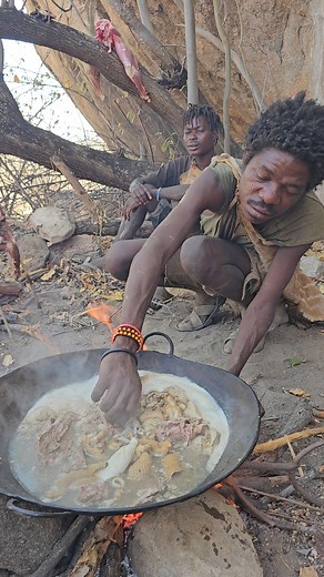 144K views · 2.5K reactions | "Lunchtime in the wild " Hadzabe hunters prepare fresh monkey soup — a traditional meal after a morning in the bush.  #HadzabeTribe #WildCooking #Chaaba #Dudukwee #FacebookReel #Reel #TribalCuisine #RealAfrica | Real Savanna Stories | Facebook