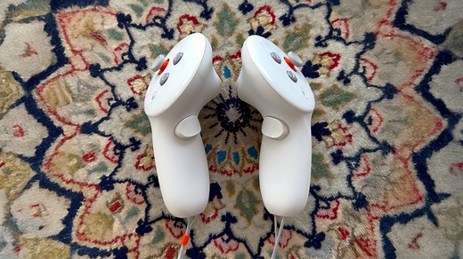 First Impressions of 'Surreal Touch' Third-party Vision Pro Controllers