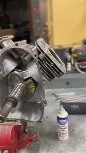 Racing Mower Engine Build? 👀#lawnmower #mudmowers #car #automobile #lawnmowerracing #topfuel